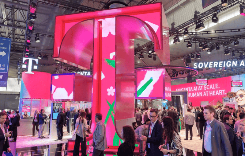 【西班牙】德国电信Telekom展位 巴塞罗那MWC2026｜MP4｜1080P｜77.42M - 展示酷