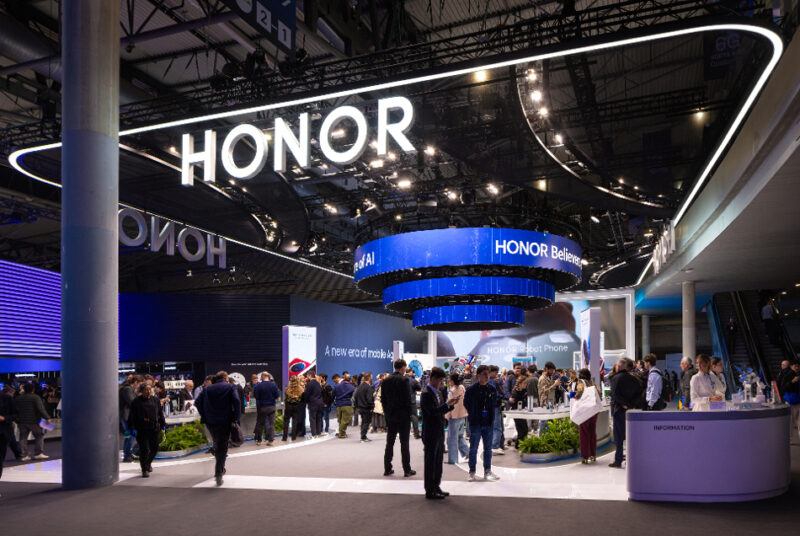 【西班牙】HONOR荣耀展台 MWC BARCELONA 2026｜ JPG｜20个｜379.57M - 展示酷